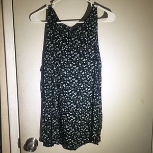 Women’s tank top/blouse